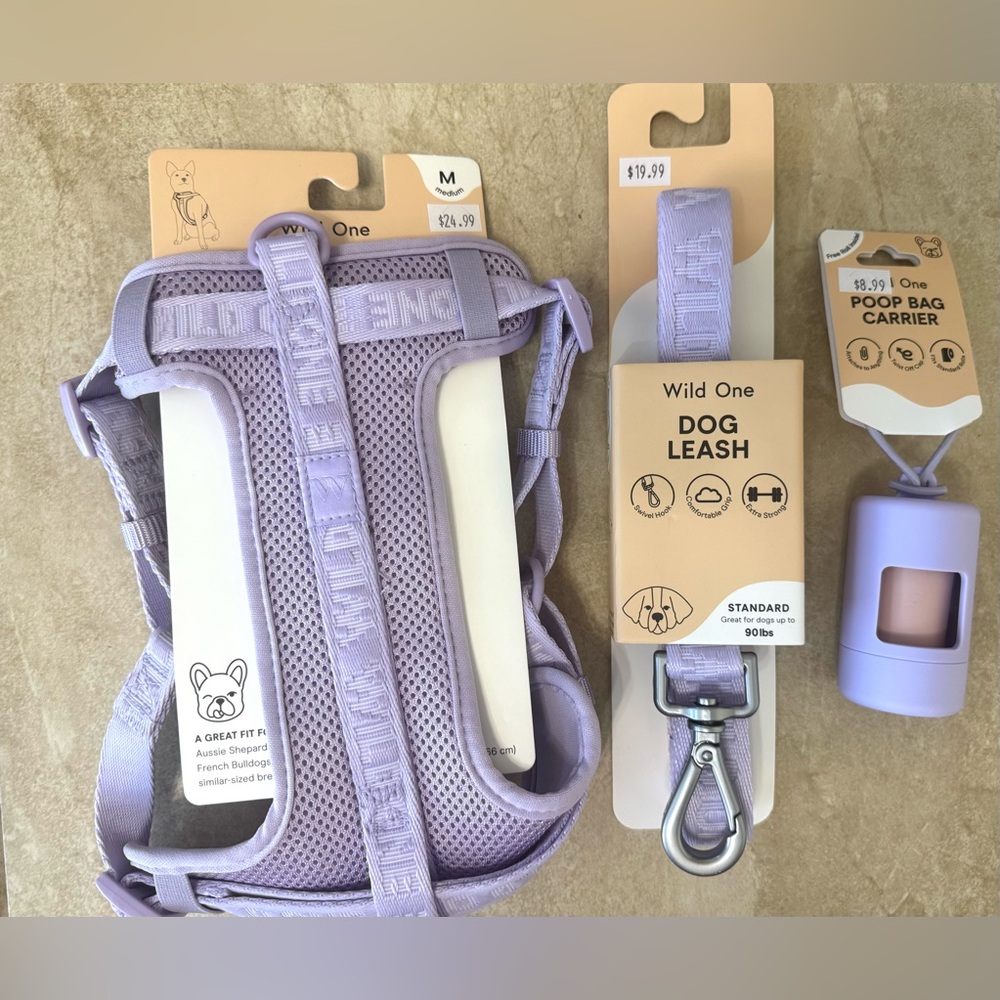 Wild One Dog Harness, Nylon Dog Leash, & Poop Bags - Picture 6 of 15